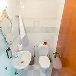Rena's Center House Διαμέρισμα