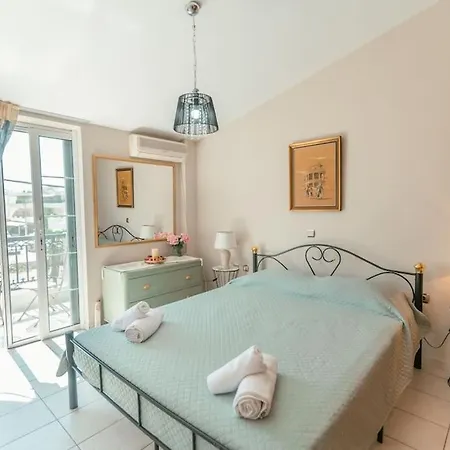 Rena's Center House Apartmán Kos