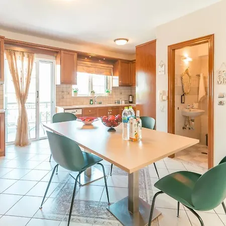 Apartmán Rena's Center House *