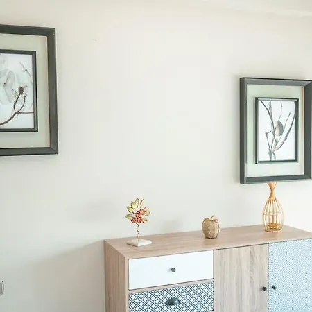 Rena's Center House * Kos