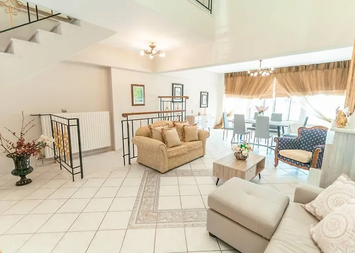 Rena's Center House * Kos