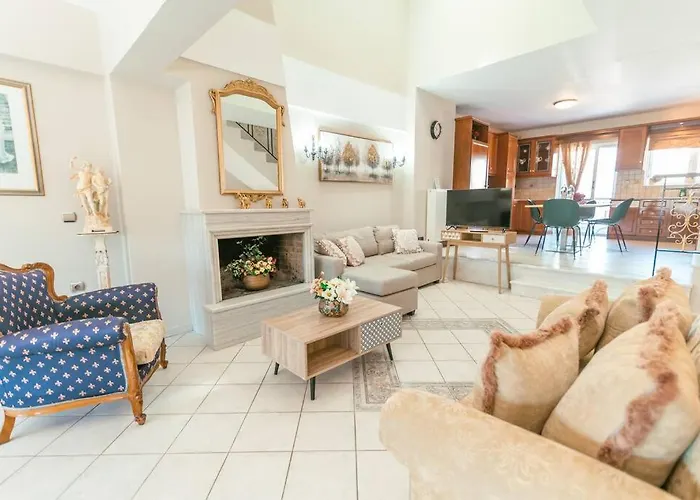 Apartmán Rena's Center House *